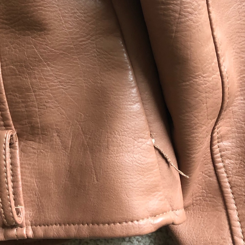 “Leather” jacket😍👱🏼‍♀️ - Picture 6 of 6